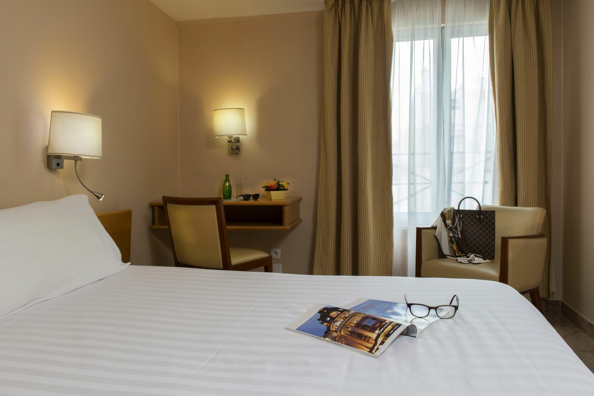 Hotel Bac Saint-Germain Париж Экстерьер фото